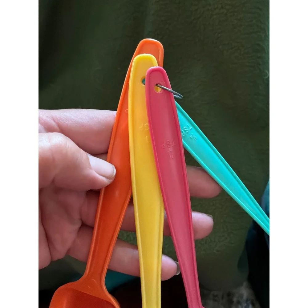 Vintage Unisex Tupperware Measuring Spoon Set OS Multi-Color